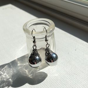 Christmas ball earrings